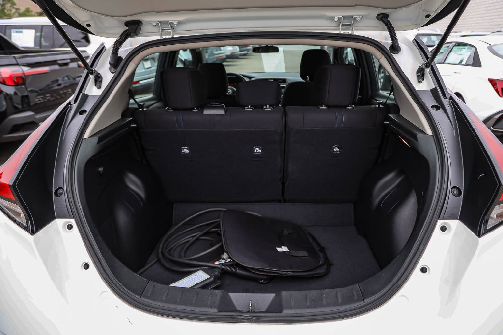 Used 2023 Nissan Leaf S FWD image 25