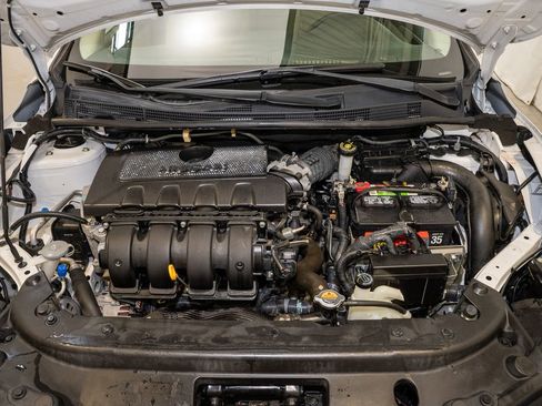 Used 2017 Nissan Sentra S image 17