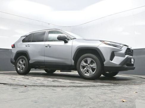 Used 2023 Toyota RAV4 LE image 31