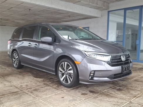 Certified 2024 Honda Odyssey Touring image 1