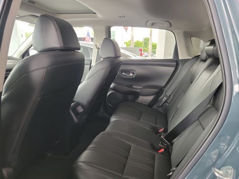Used 2024 Honda HR-V EX-L image 17