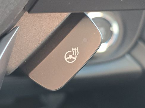 New 2025 Subaru Outback Limited XT image 13