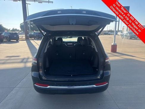 Used 2024 Jeep Grand Cherokee Limited 4xe image 12
