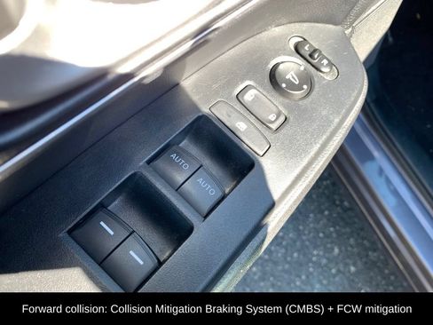 Used 2020 Honda CR-V EX-L image 12