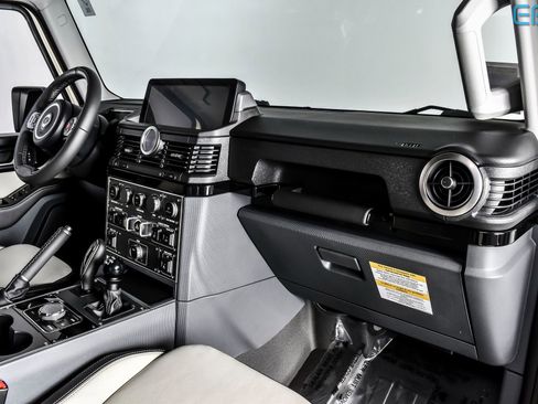 Used 2025 INEOS Grenadier Fieldmaster Edition image 20