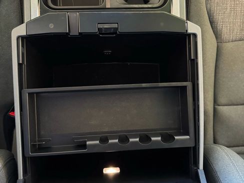 Used 2024 Ford F350 XLT w/ FX4 Off-Road Package image 16