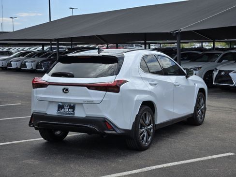 New 2024 Lexus RX 350 F Sport w/ Convenience Package image 4