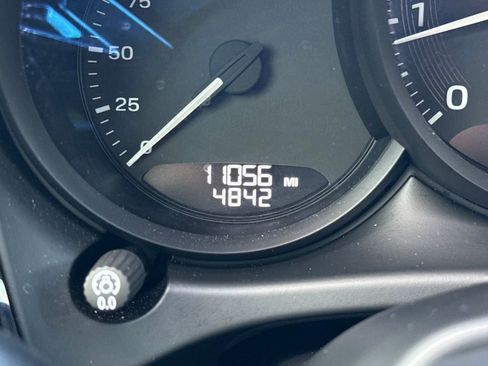 Used 2025 Porsche Macan image 16