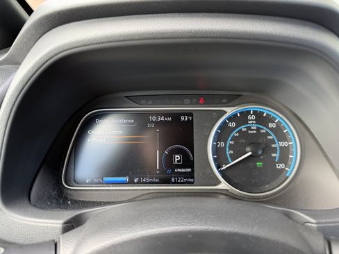 Used 2025 Nissan Leaf S FWD image 19