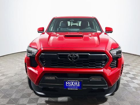 Certified 2024 Toyota Tacoma TRD Sport w/ TRD Sport Premium Package AWD/4WD image 3