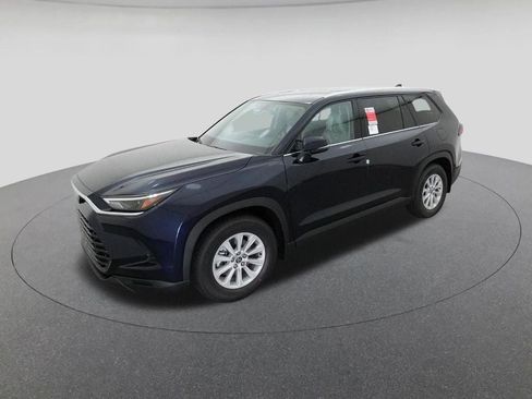 New 2026 Toyota Grand Highlander XLE image 1