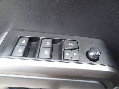 Used 2023 Toyota Tacoma SR5 w/ SX Package AWD/4WD image 17