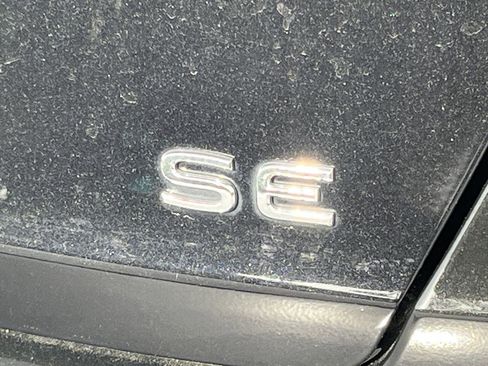 Used 2024 Volkswagen Jetta SE FWD image 23