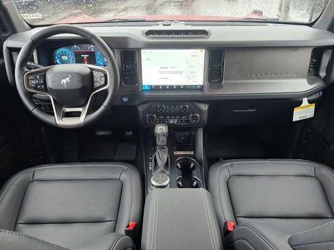 New 2026 Ford Bronco Badlands image 13