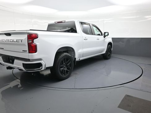 Used 2023 Chevrolet Silverado 1500 RST w/ Z71 Off-Road Package image 3