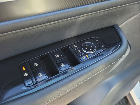 New 2026 INFINITI QX80 Luxe image 16