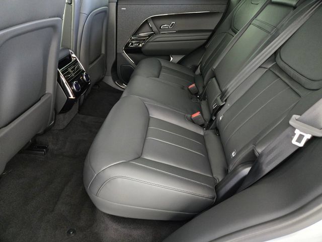 New 2026 Land Rover Range Rover Sport Dynamic SE AWD/4WD image 5