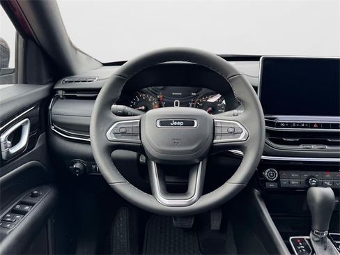 New 2026 Jeep Compass Latitude w/ Quick Order Package 29K image 32