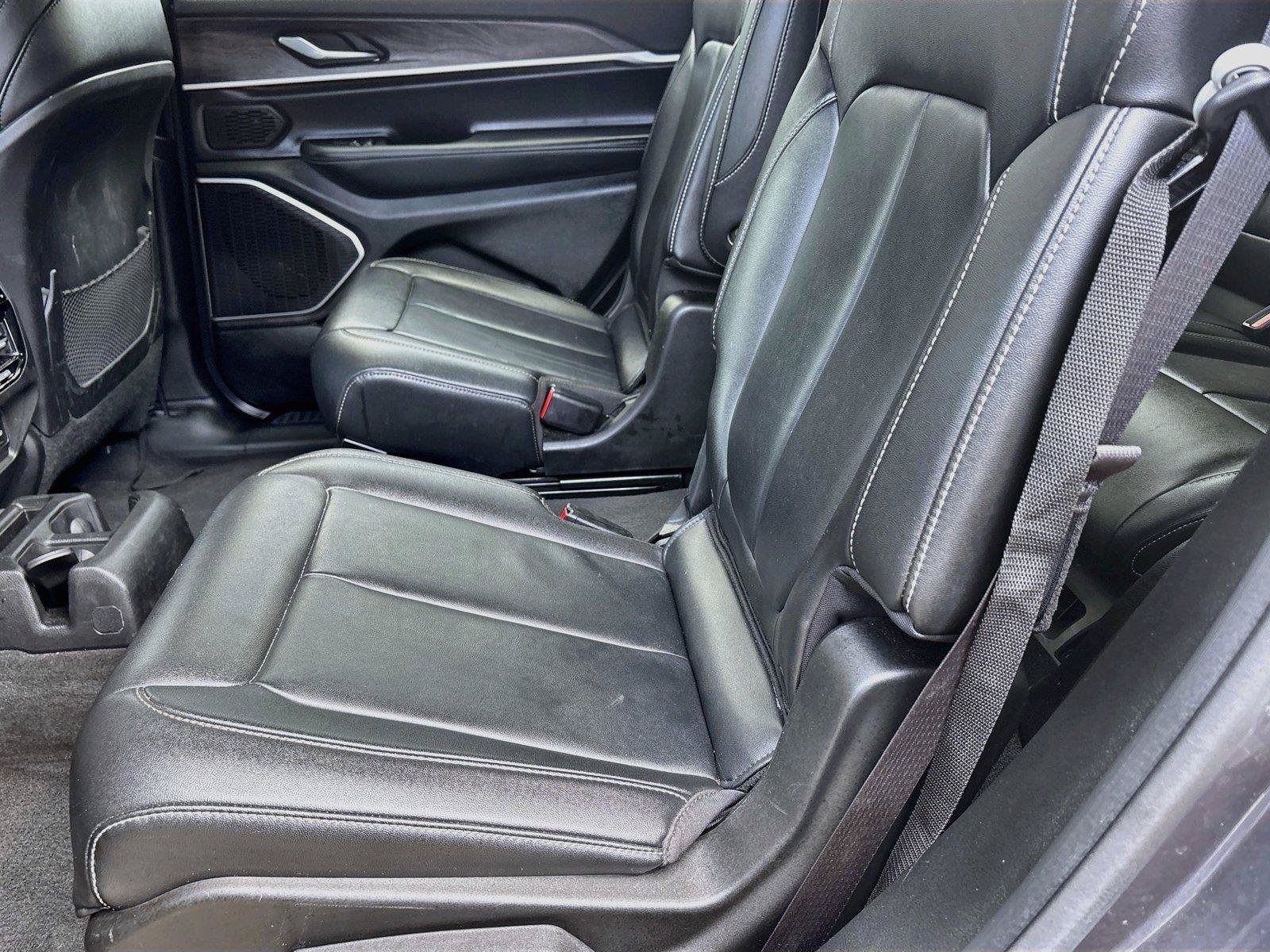Used 2022 Jeep Grand Cherokee L Limited w/ MOPAR Finishing Package RWD image 14