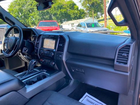 Used 2018 Ford F150 XLT w/ Equipment Group 302A Luxury AWD/4WD image 31