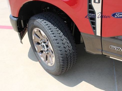 New 2025 Ford F350 King Ranch w/ FX4 Off-Road Package image 5