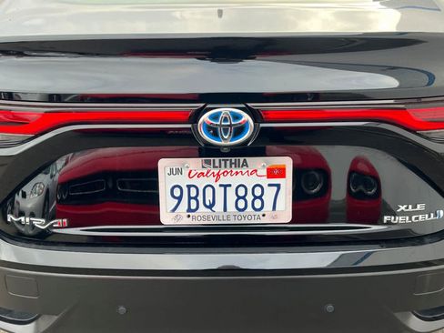 Certified 2022 Toyota Mirai w/ Advanced Technology Package RWD image 19
