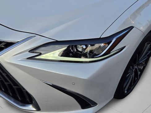 Certified 2024 Lexus ES 350 w/ Premium Package FWD image 30