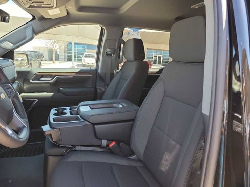 New 2026 Chevrolet Silverado 1500 LT w/ Z71 Off-Road Package AWD/4WD image 15
