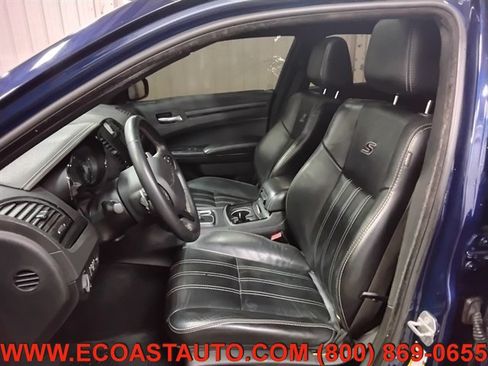 Used 2015 Chrysler 300 S RWD image 10
