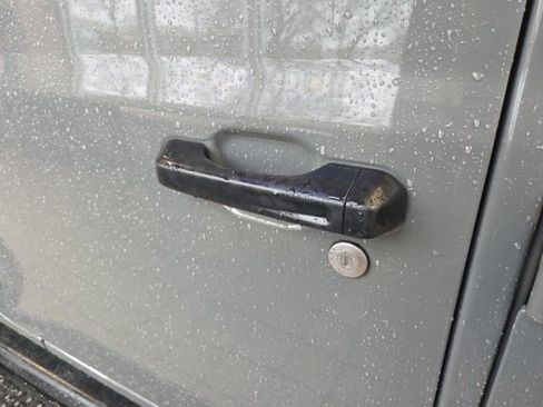 Used 2021 Jeep Gladiator Willys image 17