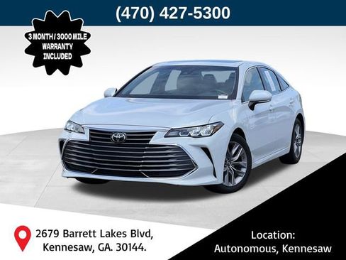 Used 2019 Toyota Avalon XLE w/ Moonroof Package FWD image 1