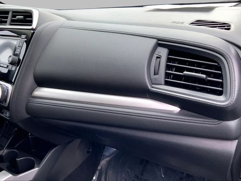 Used 2017 Honda Fit LX image 18