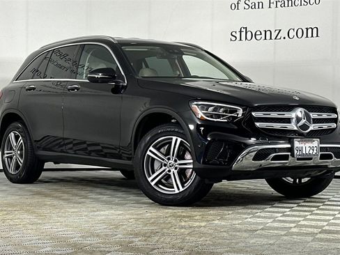 Certified 2022 Mercedes-Benz GLC 300 image 2