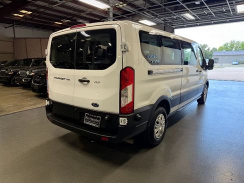 Used 2024 Ford Transit 350 XLT RWD image 5