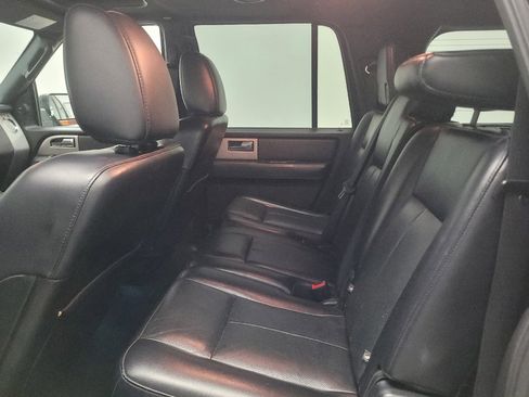 Used 2017 Ford Expedition EL Limited w/ Equipment Group 301A AWD/4WD image 18