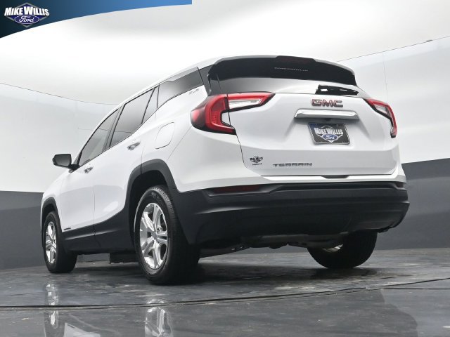 Used 2024 GMC Terrain SLE FWD image 21