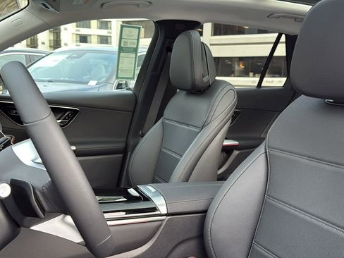 New 2025 Mercedes-Benz GLC 350e 4MATIC image 25