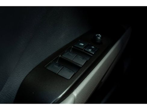 Used 2022 Toyota Camry SE w/ Cold Weather Package FWD image 28