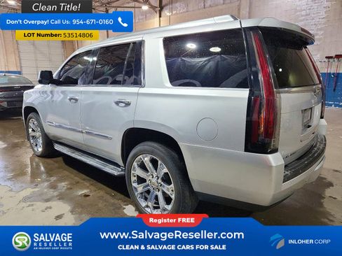 Used 2015 Cadillac Escalade Luxury AWD/4WD image 3