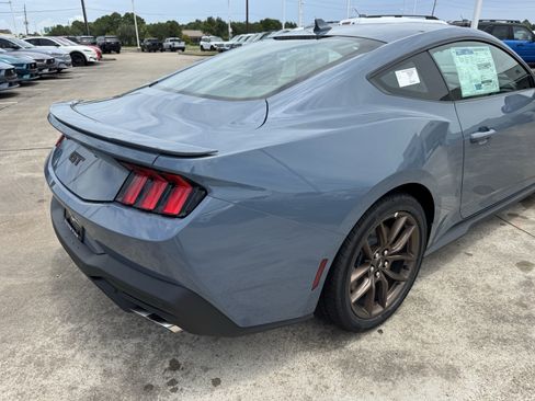 New 2026 Ford Mustang GT RWD image 8