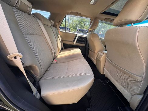 Used 2012 Toyota 4Runner SR5 w/ Convenience Pkg AWD/4WD image 28