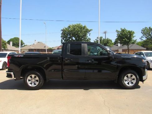 Used 2020 Chevrolet Silverado 1500 LT w/ Trailering Package image 5