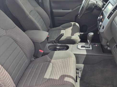 Used 2021 Nissan Frontier SV AWD/4WD image 18