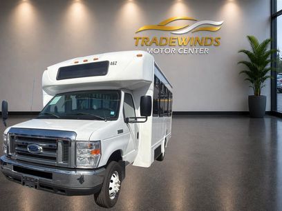Used 2017 Ford E-450 and Econoline 450 Super Duty w/ Shuttle Bus Prep Package