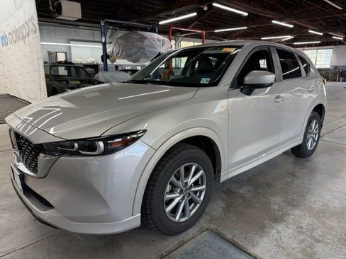 Used 2024 MAZDA CX-5 AWD 2.5 S w/ Preferred Package image 1