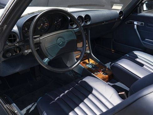 Used 1988 Mercedes-Benz 560 SL image 12