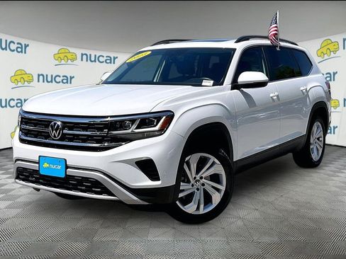Used 2023 Volkswagen Atlas SE w/ Panoramic Sunroof Package AWD/4WD image 3