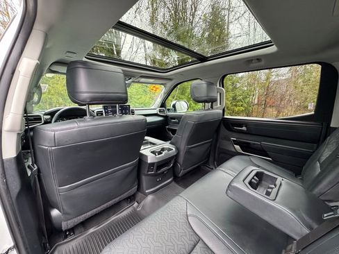 Used 2022 Toyota Tundra Limited image 8