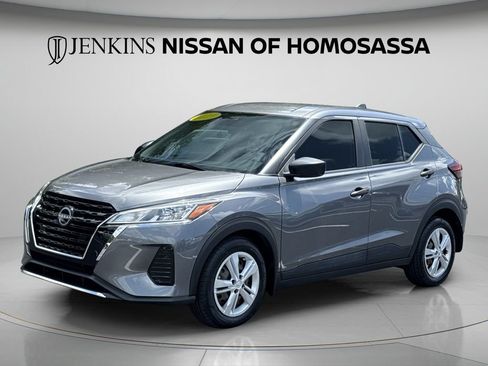 Certified 2023 Nissan Kicks S FWD image 11