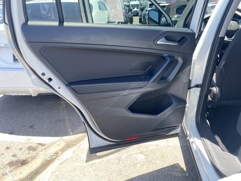 Used 2023 Volkswagen Tiguan S FWD image 21